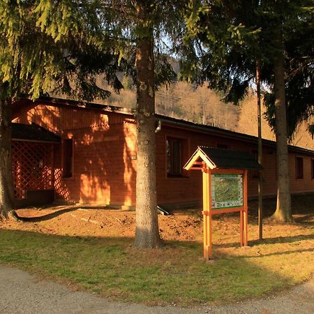 Turisticka Ubytovna Forgac Oravsky Podzamok Extérieur photo